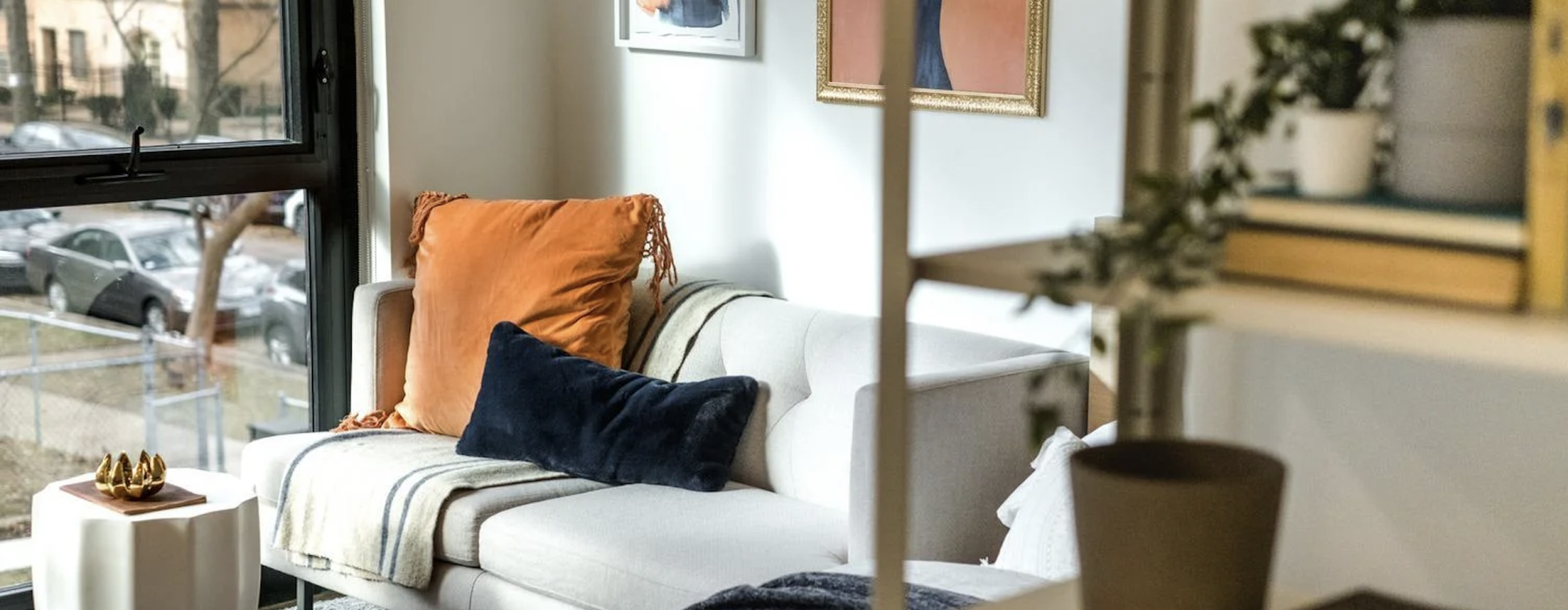 apartments with cable included