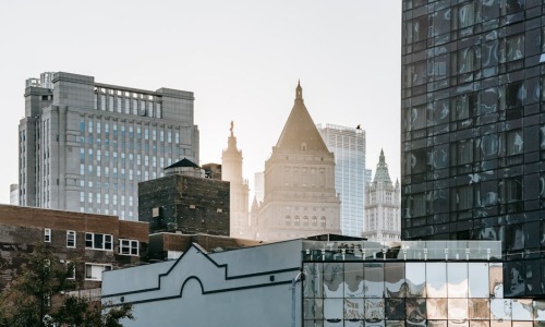 chicago skyline with new apartment buildings - New apartment buildings Chicago