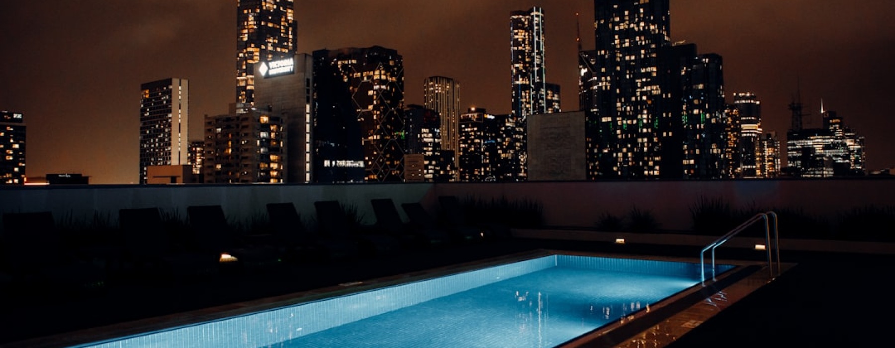 rooftop pools chicago - rooftop pools chicago